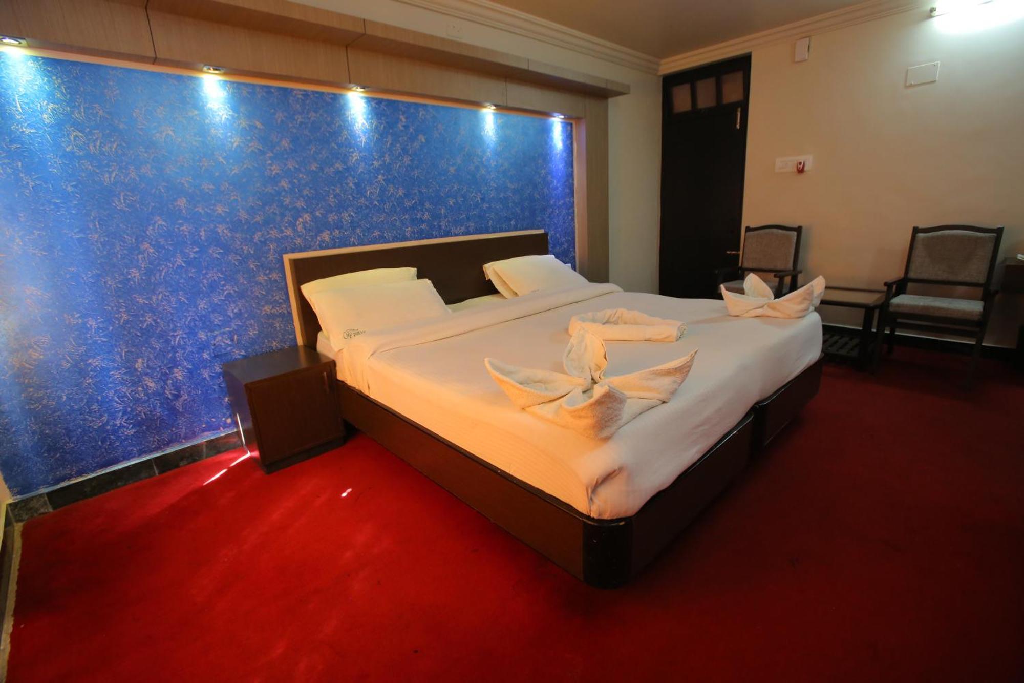 אוטי Hotel City Palace מראה חיצוני תמונה