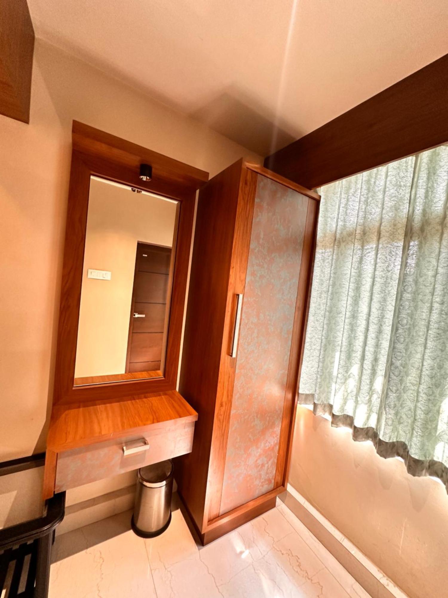 אוטי Hotel City Palace מראה חיצוני תמונה